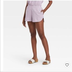 L Universal Thread high rise pull on shorts